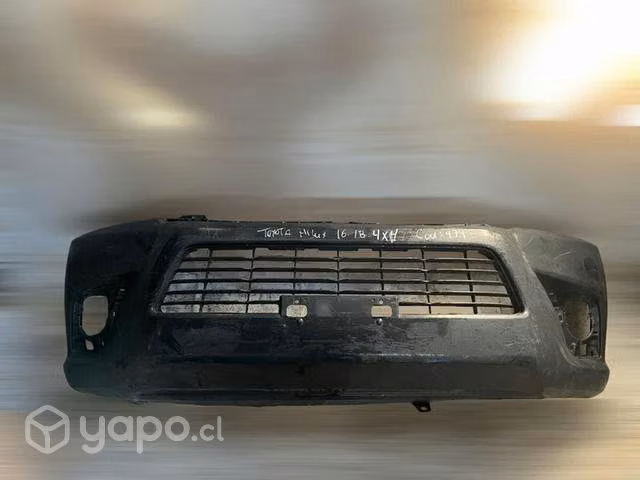 Parachoque delantero Toyota Hilux 4x4 16-20 p2