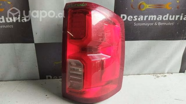 Foco trasero Silverado 2017 a 2019 rh 1.3