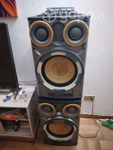 Equipo de sonido master g