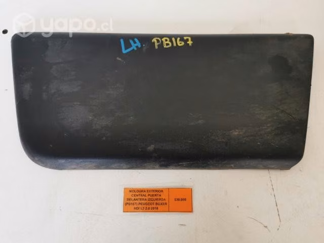 Moldura Ext Central Pta del izq Peugeot Boxer HDI