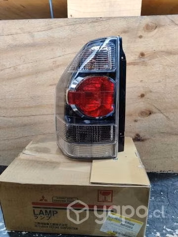 Foco Mitsubishi Montero 2007 2015 /m01jrgd