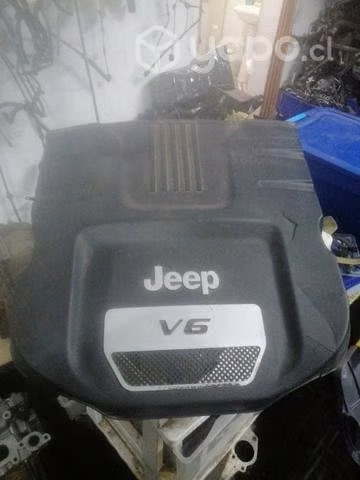 Tapa cubre motor jeep patriot año 2014