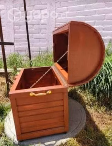 Baúl nuevos de madera, barnizados