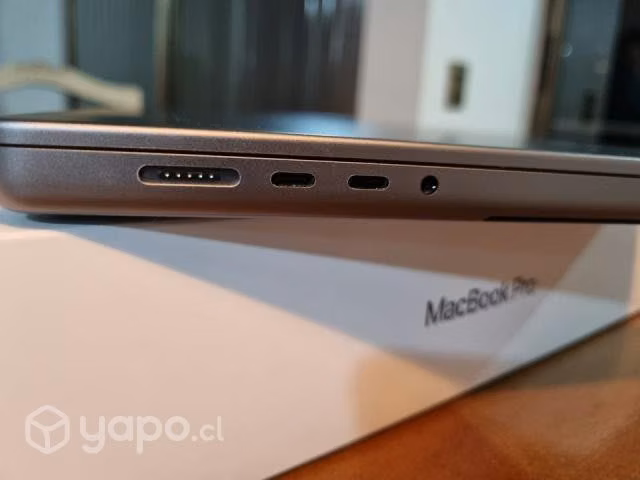 Macbook M1 Pro 16" - 16GB RAM - 512 GB SSD - 80 ci - Imagen 3