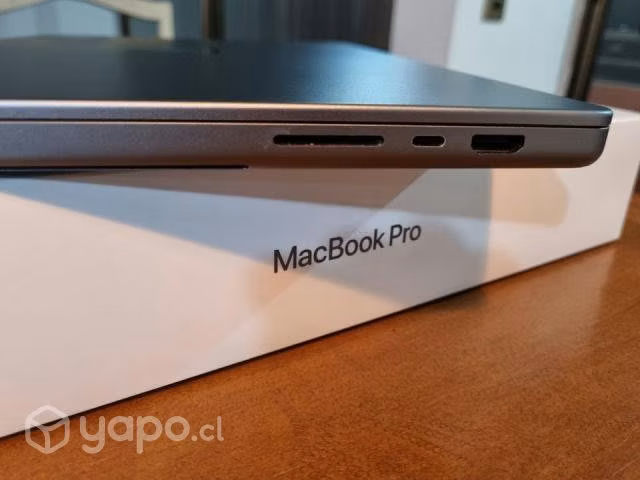 Macbook M1 Pro 16" - 16GB RAM - 512 GB SSD - 80 ci - Imagen 4