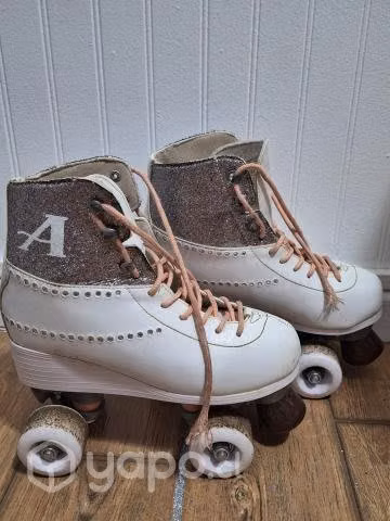 Patines con ruedas ámbar