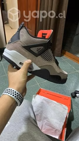 Jordan Retro 4 Taupe Haze
