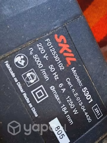 Tengo serrucho electrico casi nuevo + taladro