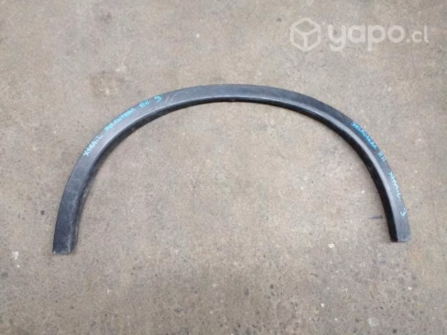 Moldura delantera derecha nissan xtrail original