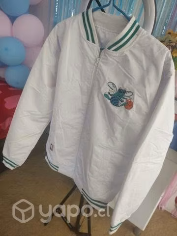 Ventas de chaquetas y gorras consulte