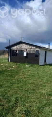 Sitio con cabaña