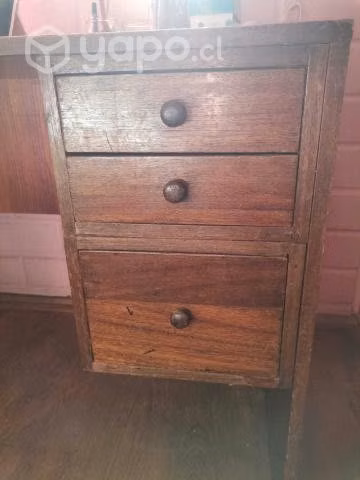 Escritorio de madera