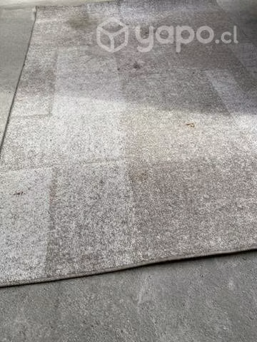 Alfombra gris