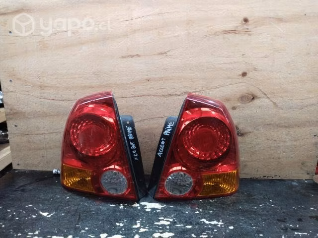 Foco Hyundai accent prime 2005 pareja /mj01