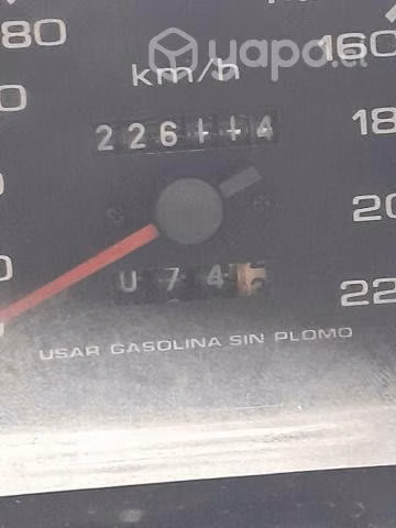 Taxi-colectivo nissan v16