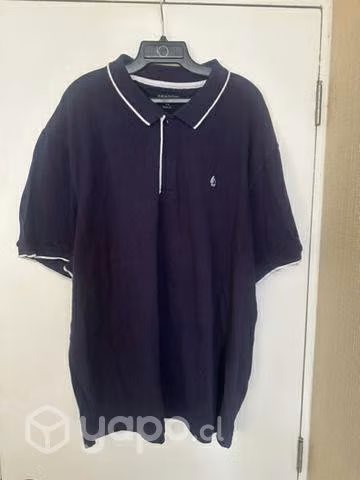 Polera con cuello tipo Pique