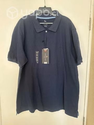 Polera con cuello tipo Pique