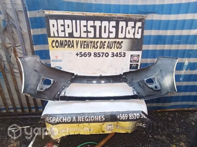 Parachoque delantero Toyota Yaris Sport