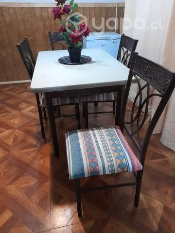 Comedor 4 sillas