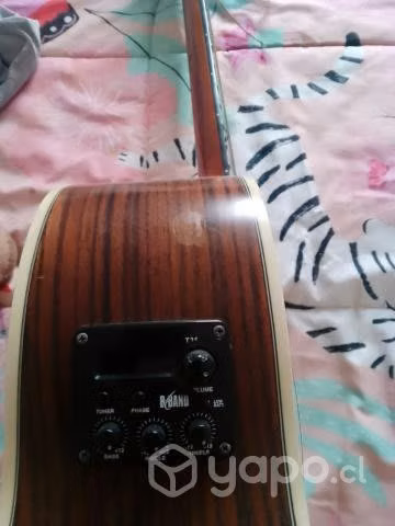Guitarra electroacústica Walden G800Ce