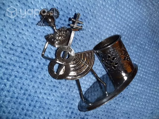 Lapicero De escritorio Mujer Guitarrista Metalizad