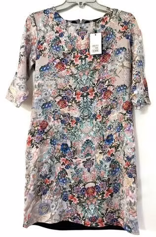 Vestido Marca Mor Talla M Floreado Y Negro - Imagen 5