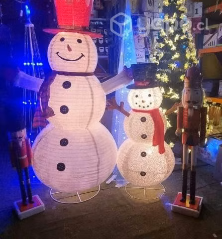 Monos de Nieve con luz
