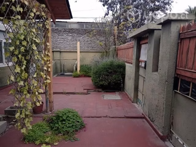 Casa en pasaje cerrado