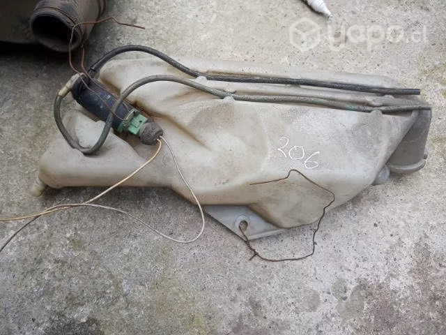 Peugeot 206 deposito agua limpiaparabrisas resonad