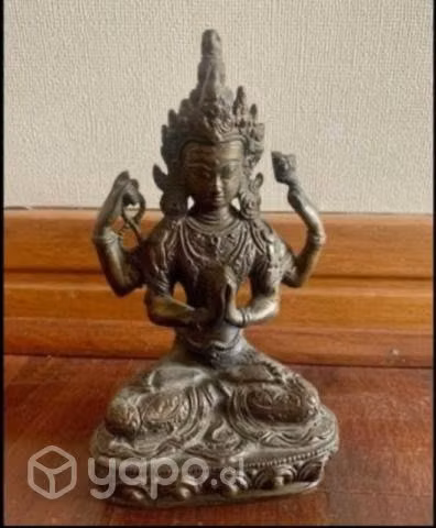 Figura de bronce puro, Diosa de Indonesia. Hay dos
