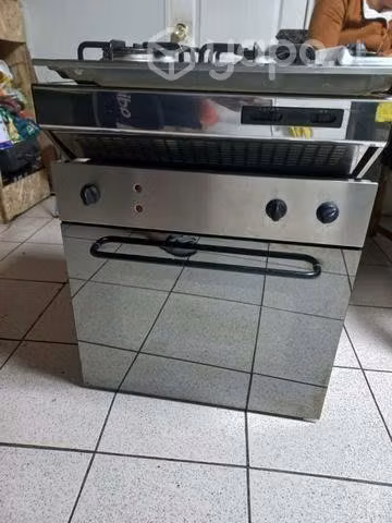 Encinera, campana y horno