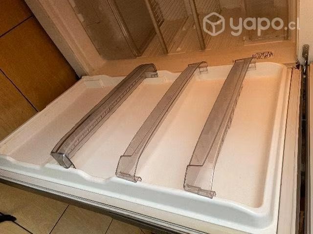 Refrigerador mademsa