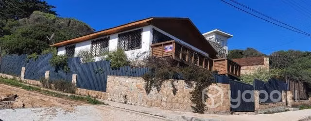 Venta de Hermosa Casa Sólida Con Vista al Mar