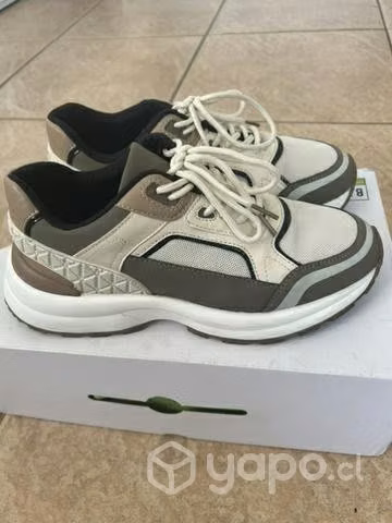 Zapatillas talla 37 marca ALDO Nuevas - Imagen 2