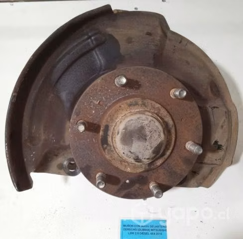 Muñon Con Masa Delantero Derecho (DLM044) Mitsubis