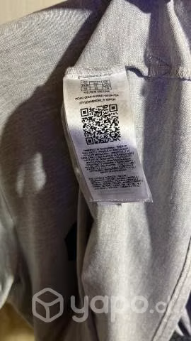 Polera Guess XL