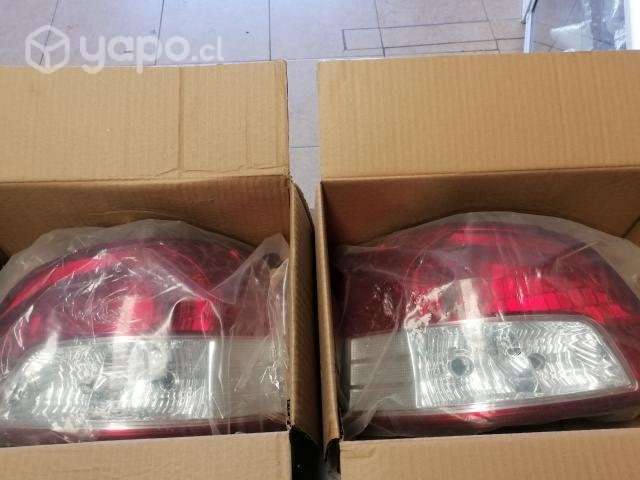 farol Toyota new yaris - Imagen 4