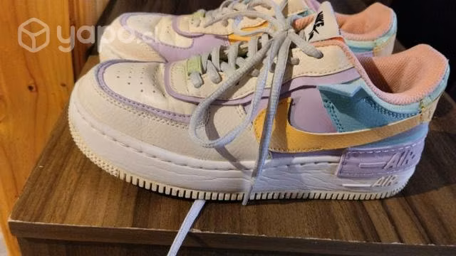 Lote zapatillas y zapatos