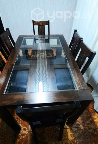 Comedor Magasa 6 sillas tapizadas muy poco uso