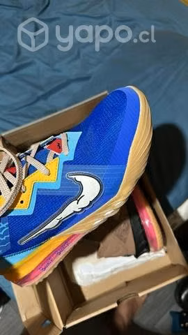 Zapatillas LEBRON JAMES LOONY TUNES