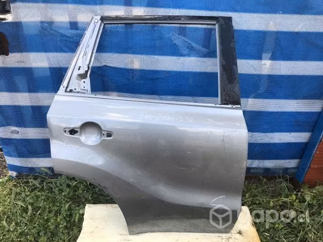 Puerta trasera derecha Suzuki Vitara