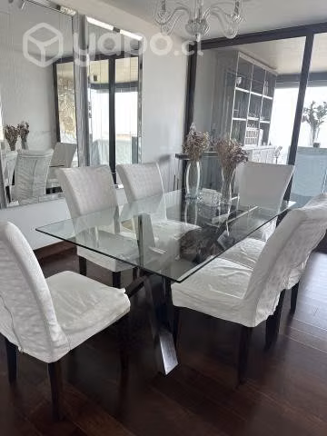 Comedor con sollas