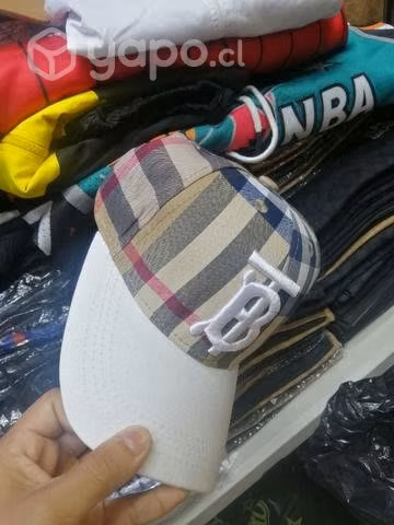 BURBERRY Gorras