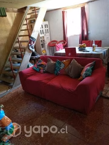 Casa dos pisos 4 dormitorios en laguna verde