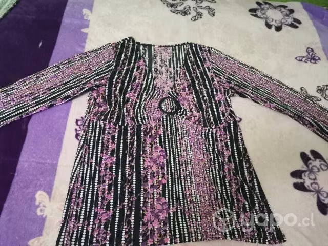 Polleras ,blusas y falda - Imagen 3