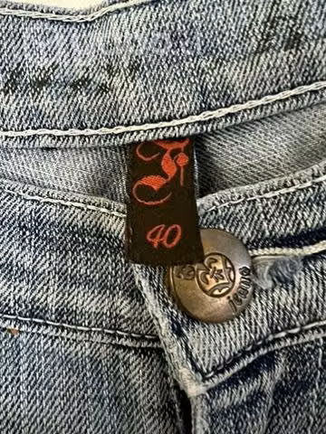 Short Semi Elástico Marca Fes Talla 40 Celeste - Imagen 3