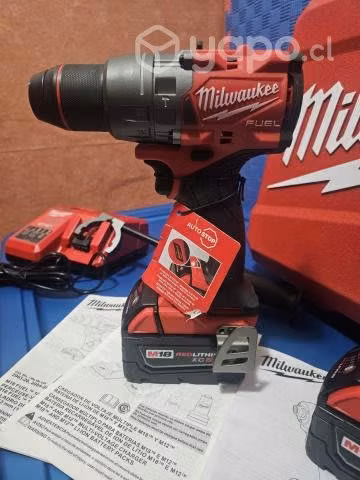 Milwaukee combo 1 uso por apuro