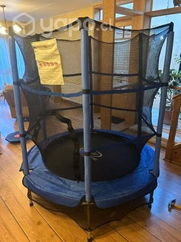 Arriendo cama elástica cumpleños fiestas eventos