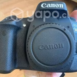 CANON 80D - SEMINUEVA