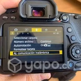 CANON 80D - SEMINUEVA